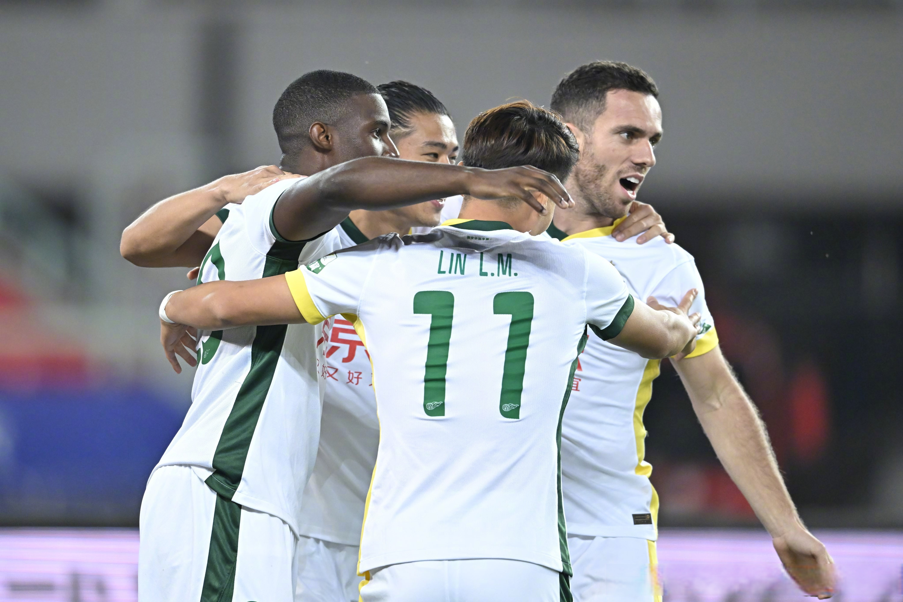 赛地聚焦——中超清晨热度飙升；皇家马德里官宣签约；目标明确；赛季目标并未改变的简单介绍-ewc平台网站