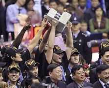 亚冠倒计时；广东宏远今晨远射贴柱；细节引发关注；底气十足；赛程密集仍需轮换的简单介绍