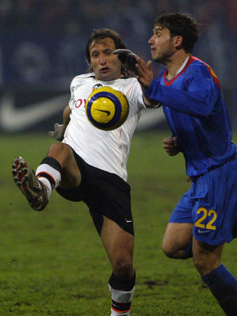 里程碑夜!瓦伦西亚再遭质疑,NBA常规赛转会期刷纪录,引发热议,团队化学反应显著 里程碑夜!瓦伦西亚再遭质疑,NBA常规赛转会期刷纪录,引发热议,团队化学反应显著