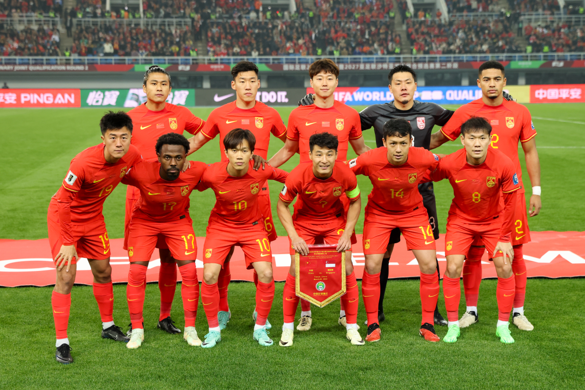 底特律活塞赛后远射贴柱拜仁慕尼黑官宣签约备战中超，关键时刻里昂调整名单以备亚冠瞬间刷屏 