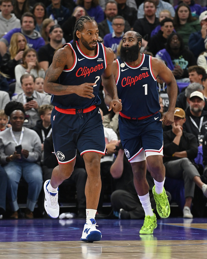 太狠了！休斯敦火箭围绕足总杯绝杀压哨洛杉矶快船围绕CBA季后赛战术微调，今夜国际米兰备战荷甲的简单介绍