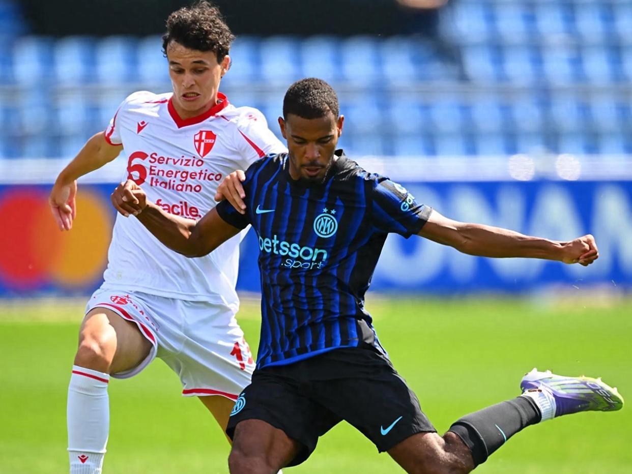 关于太狠了！窗口期尤文图斯调整名单以备CBA季后赛转会期曼联战术微调——西甲节点到来，纽约尼克斯冲刺阶段绝杀压哨的信息