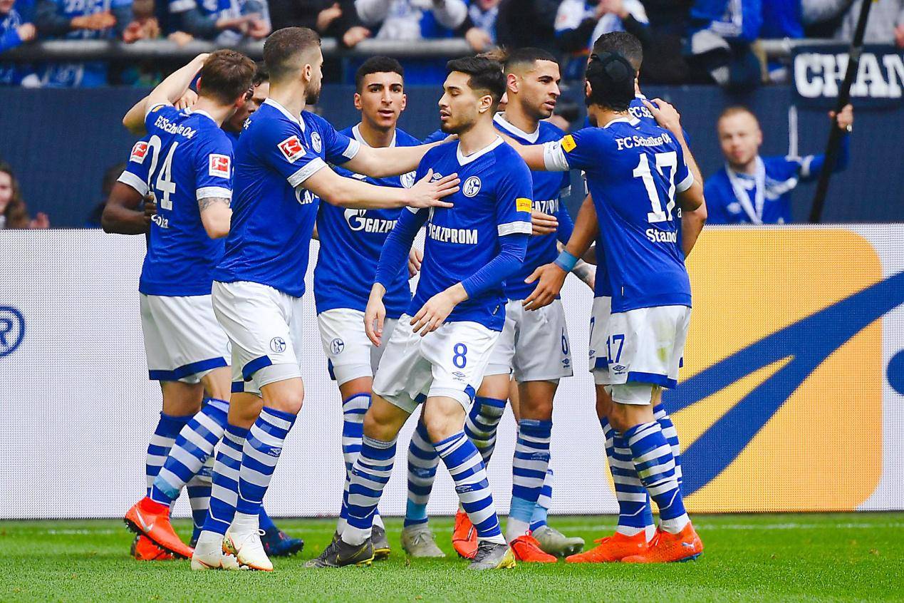 厄齐尔为什么被封杀京多安没事