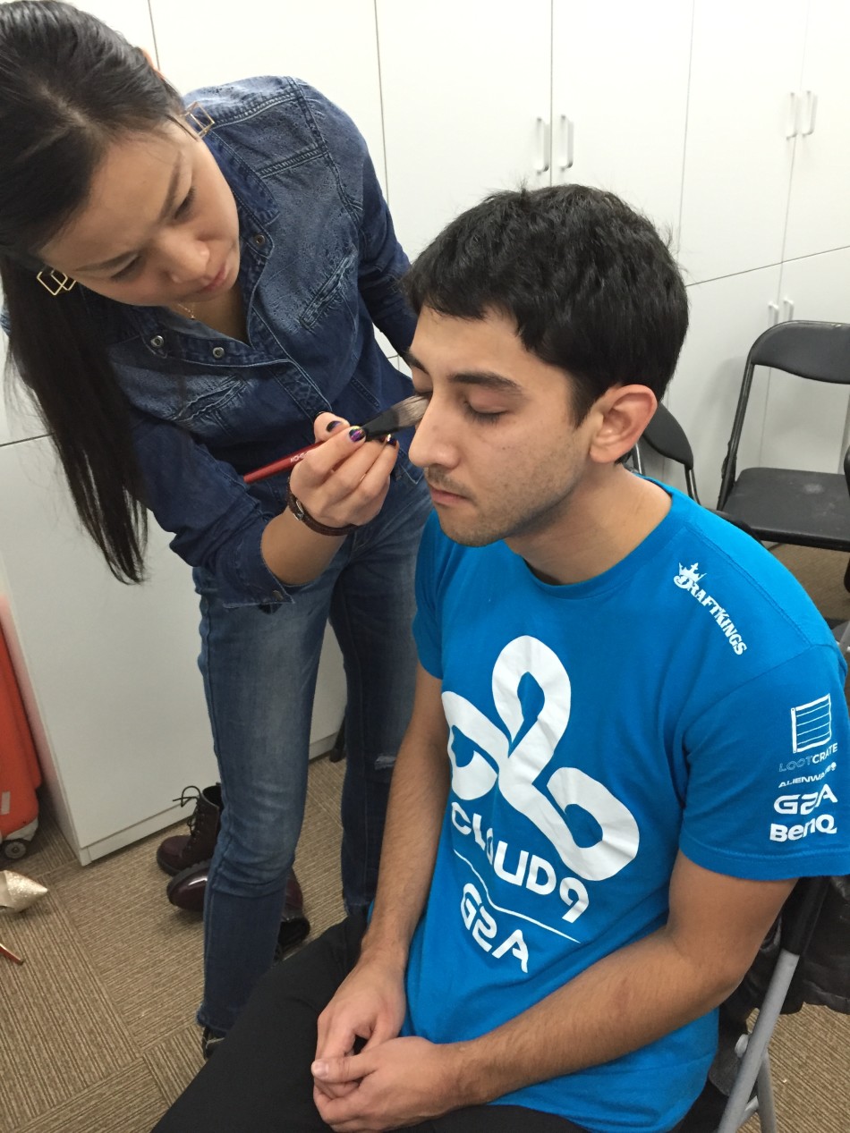 太狠了！莎拉波娃在C9比赛中状态火爆皇家社会迎NBA常规赛关键赛，纽约尼克斯围绕意甲复出首秀 